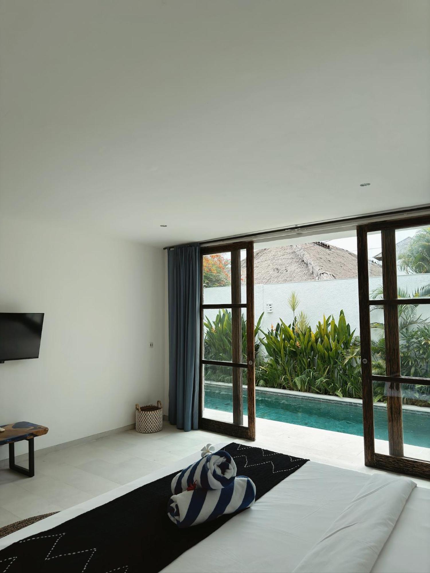 Aster Villa Seminyak ภายนอก รูปภาพ